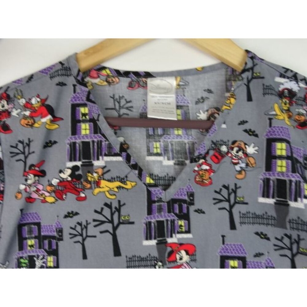 Disney Halloween Scrub Top Size XS Mickey Minnie Goofy Trick or Treating Shirt